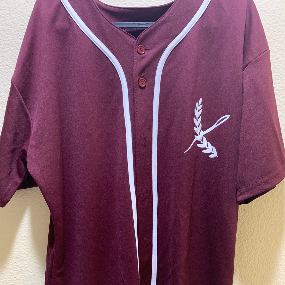 -SOLD Top threads baseball jersey